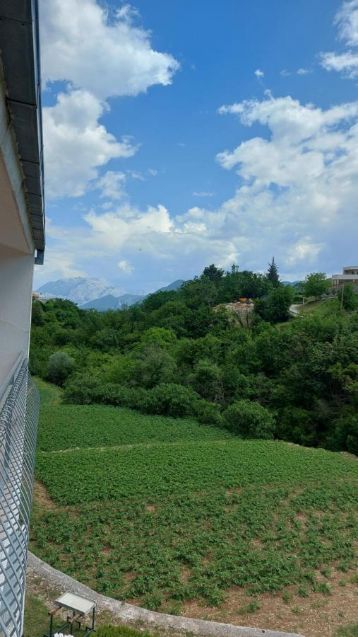 Apartman Nature Zvecanje المظهر الخارجي الصورة