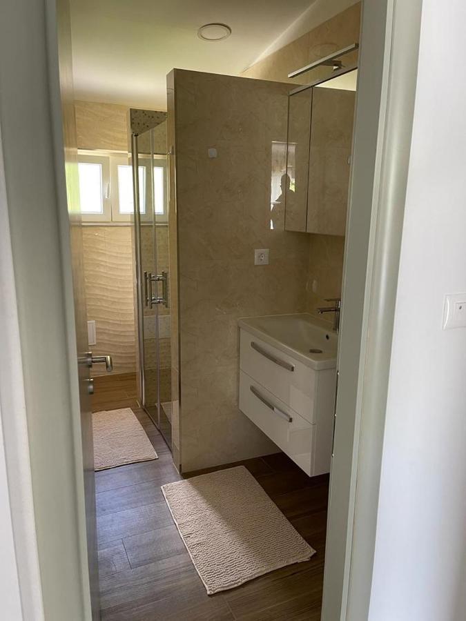 Apartman Nature Zvecanje المظهر الخارجي الصورة